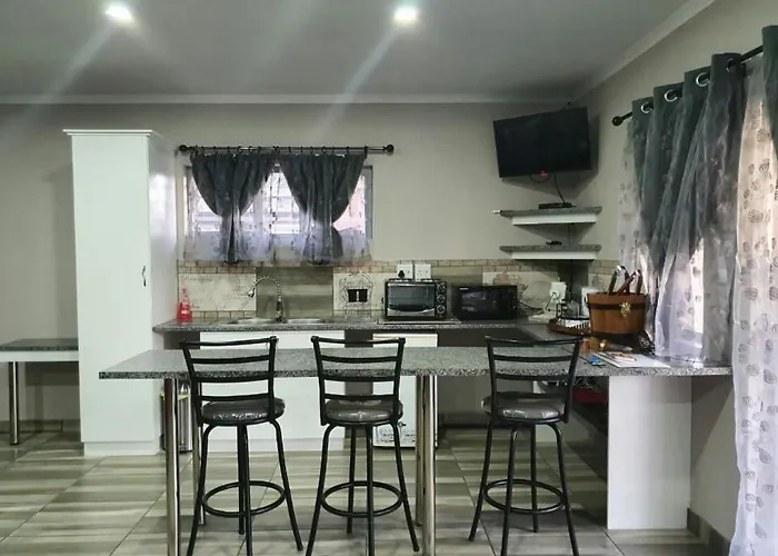 Tehillah Guesthouse