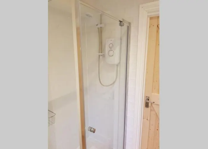 Cosy, Self Contained Annex