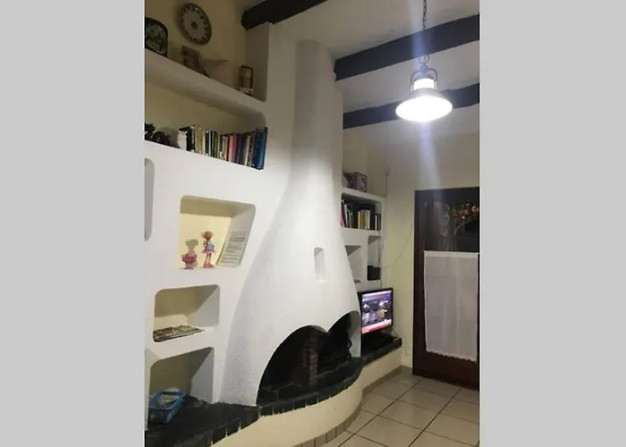 Casita Blanca Con Fibra Optica Y Piscina Cominutaria