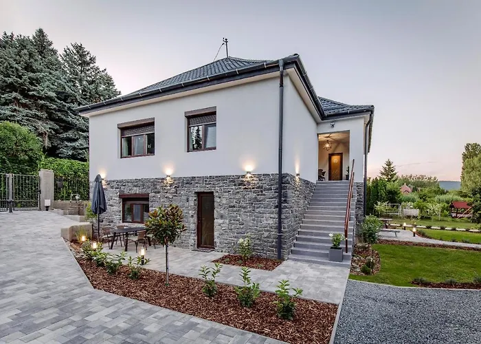 Nadas Center Home Badacsony