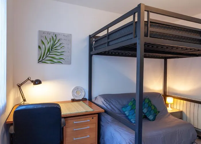 La Residence Salamandre: Beachside Studios for Couples & Families in Saint-Marc-Sur-Mer