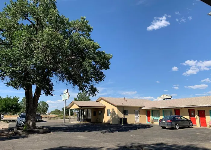 Lariat Motel