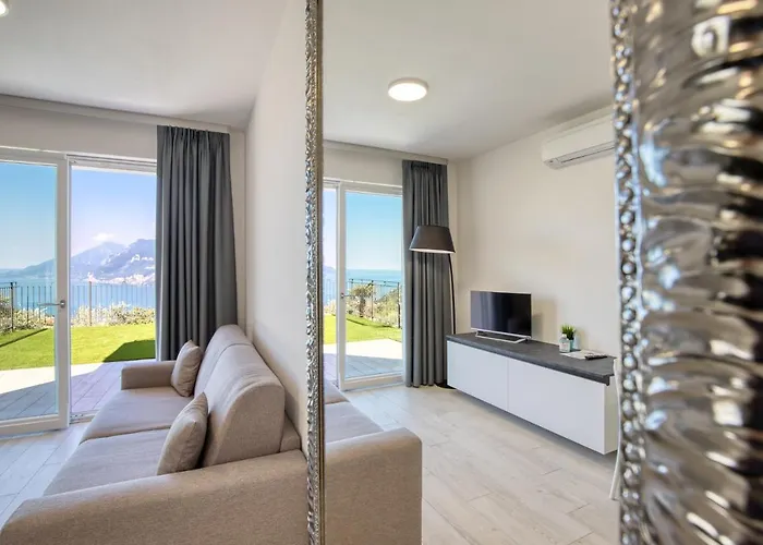 Pinini Country Apartments