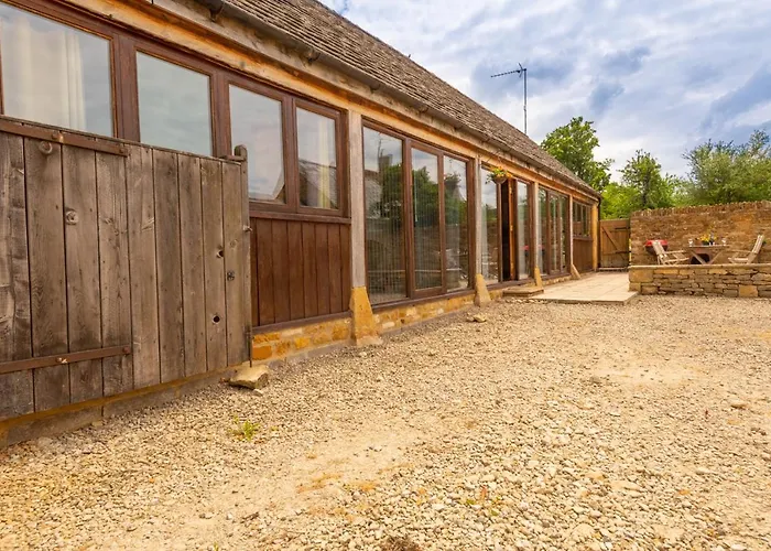 The Fold - Ash Farm Cotswolds