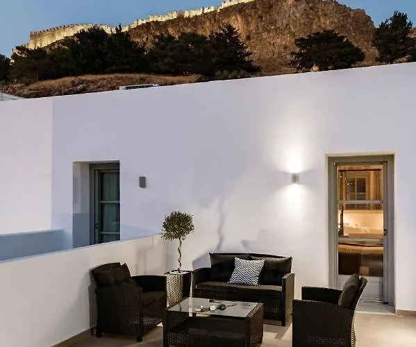 Lindos Calmare Suites