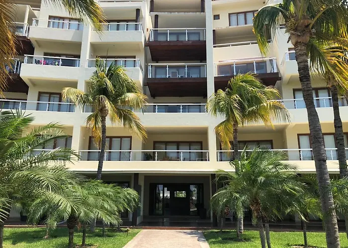 Condo Exclusivo De 2Rec En Complejo B Nayar