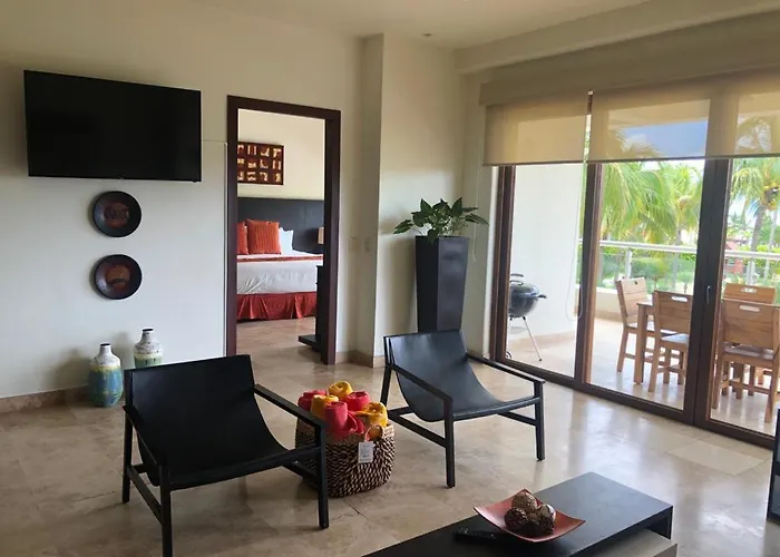 Condo Exclusivo De 2Rec En Complejo B Nayar