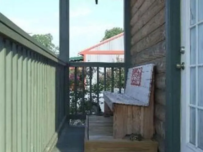 Susan'S Cottages