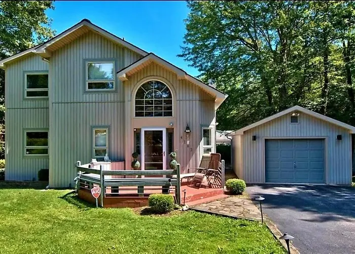 Paradise In Heart Of Poconos Fast Internet Close To All Attractions
