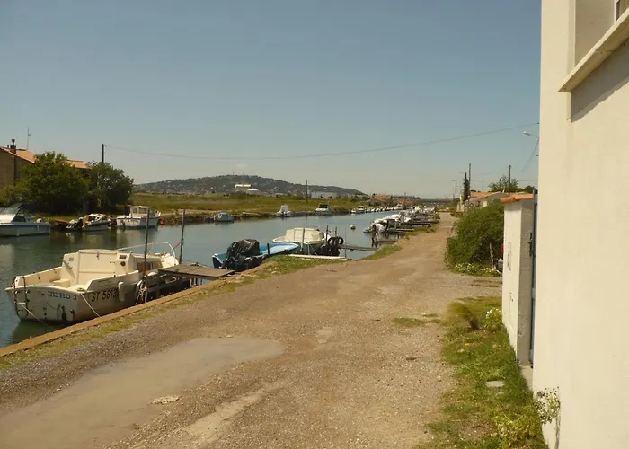 La Petite Maison Au Bord Du Canal T2 - 3Etoiles -