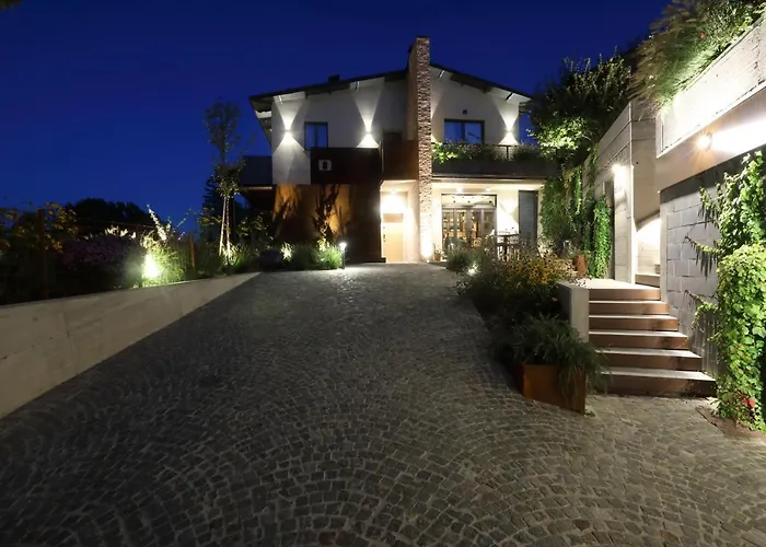 Villa Carla @ Barolo