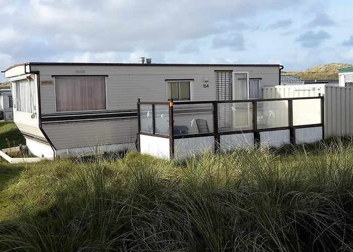 Ameland-Nes-Duinoord: Stacaravan