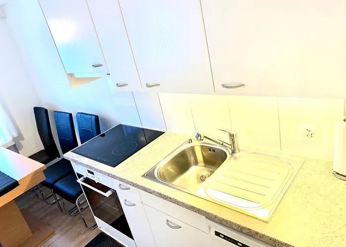 Fewo Bolgen: Central Jakobshorn Apartment with Ski Amenities