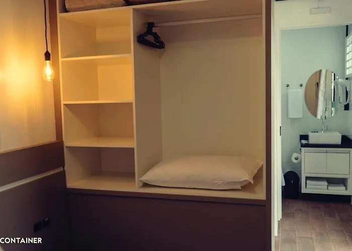 Vila Container
