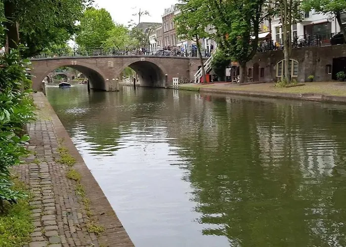 Werfkelder Aan De Oudegracht