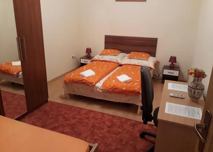 Piac Utcai Apartman