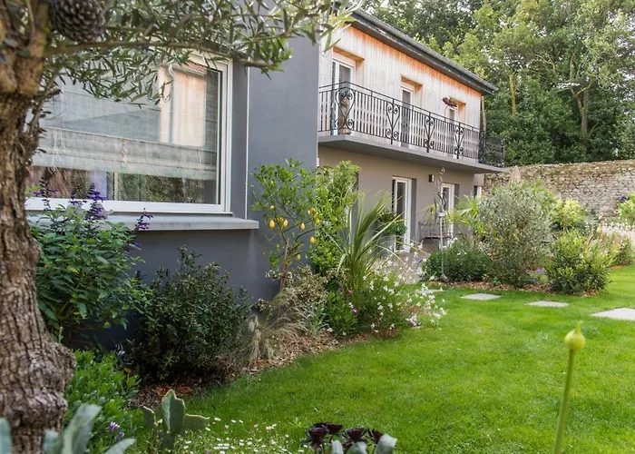 Chambre D'Hote Et Gite Du Jardin Des Corsaires