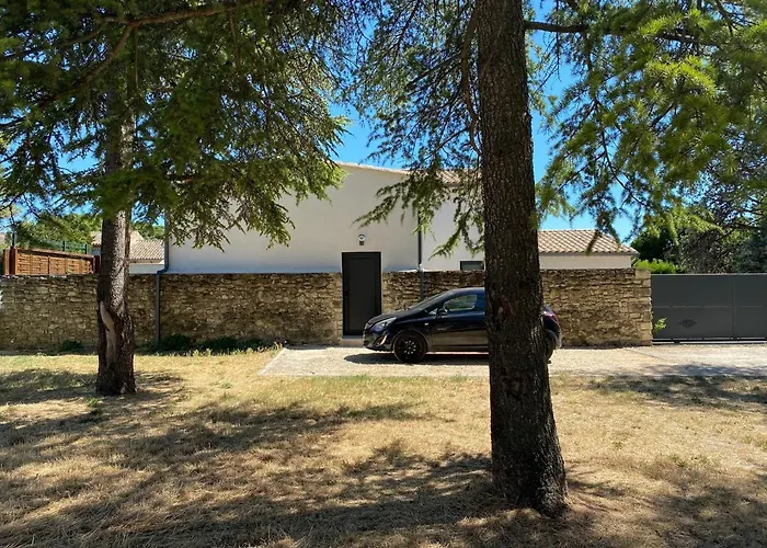 Les Cedres