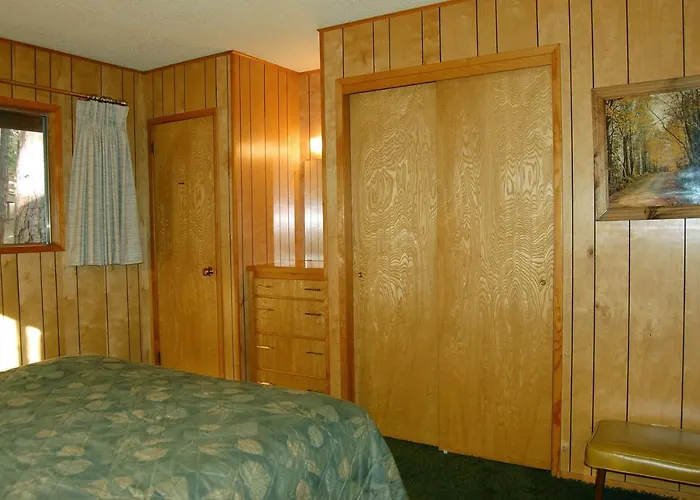 Hasting'S Hideaway At The Redwoods In Yosemite
