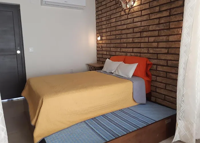 Aguacate Suites