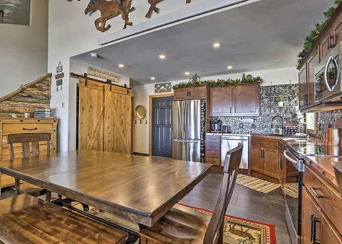 Ski, Soak & Explore! Granby Getaway W/ Mtn Views