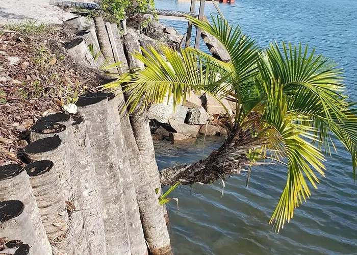 Casinha Amarela Chales Boipeba
