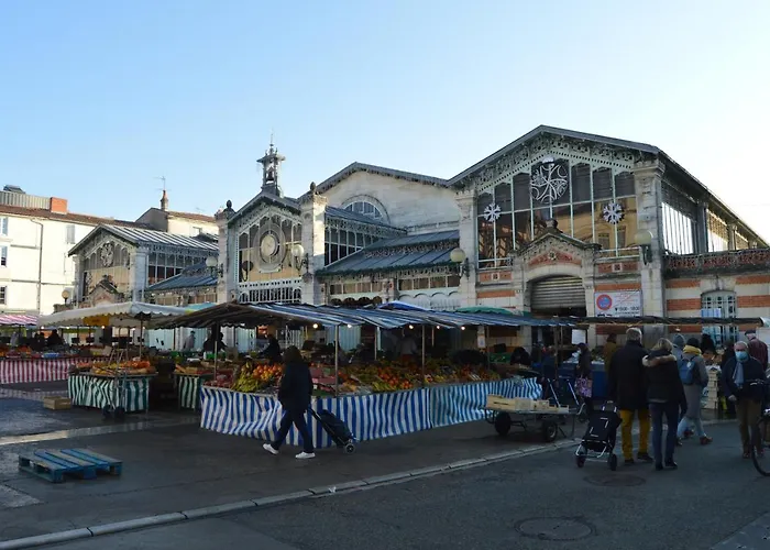 - Le Petit Rochelais - Centre Vieux Port