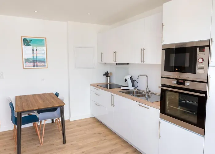 Residence Du Phare - 4 Appartements - 2 Chambres - Vue Mer Ou Terrasse