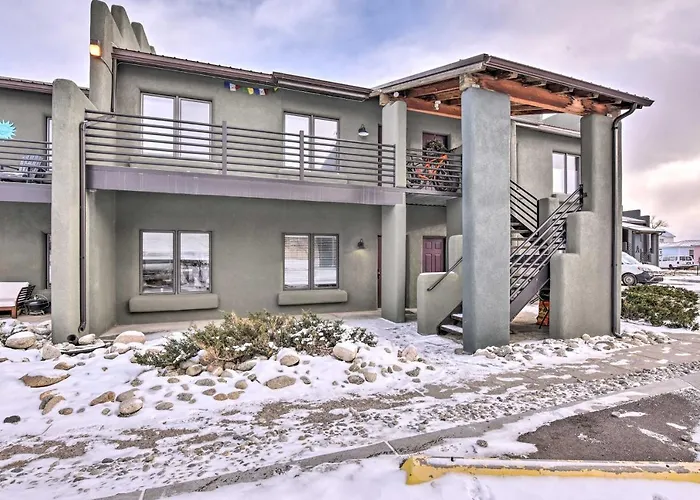 Buena Vista Condo: 1/2 Mile To River & Main St!