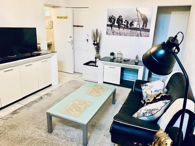 Maison 2 Chambres - Lille - 4 Pers - 300M Metro