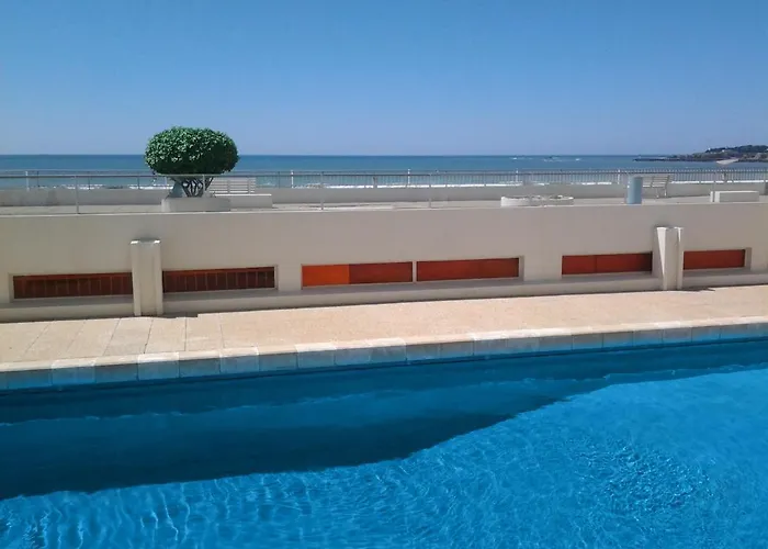 Residence La Garenne A La Grande Plage, Vue Mer, Piscine Et Parking Prive, 6 Personnes