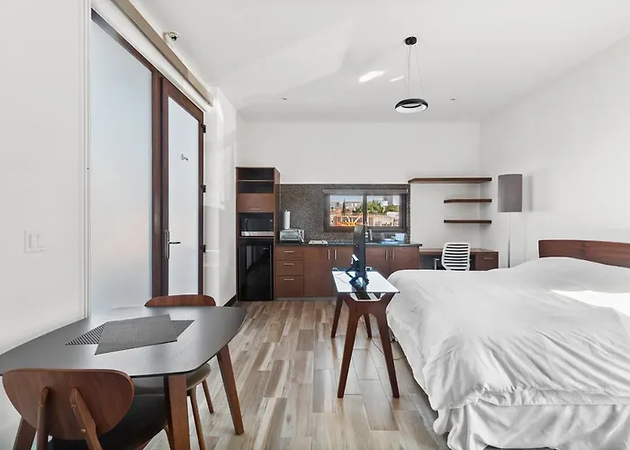 +Ms +Suite Loft Accesible +Ubicadisimo +Carretera 57 105A