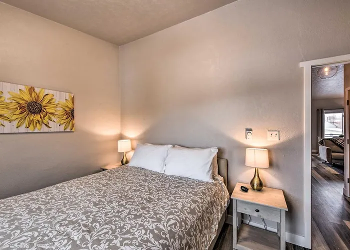 Buena Vista Condo: 1/2 Mile To River & Main St!
