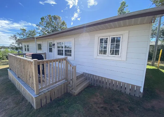 The Pines Motel And Cottages