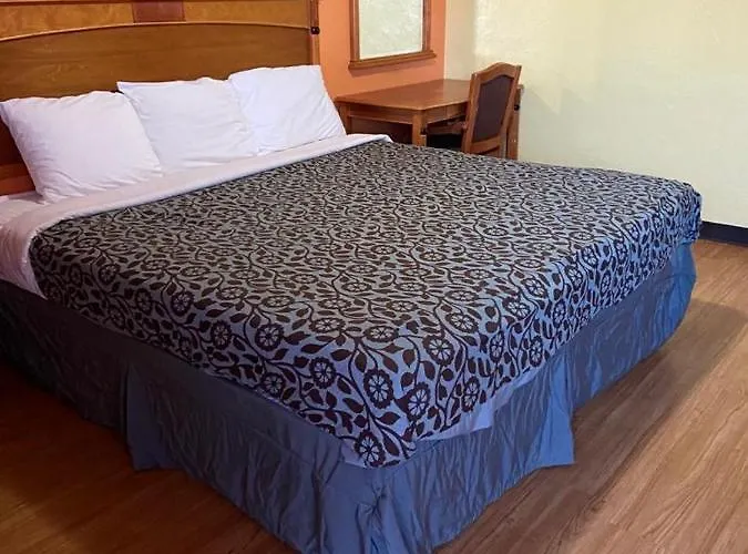 Lariat Motel