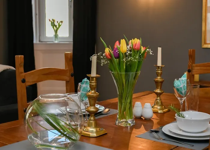 The Gallery Apartment - Spacious, Town Centre, Walkable To Ferry Terminal,