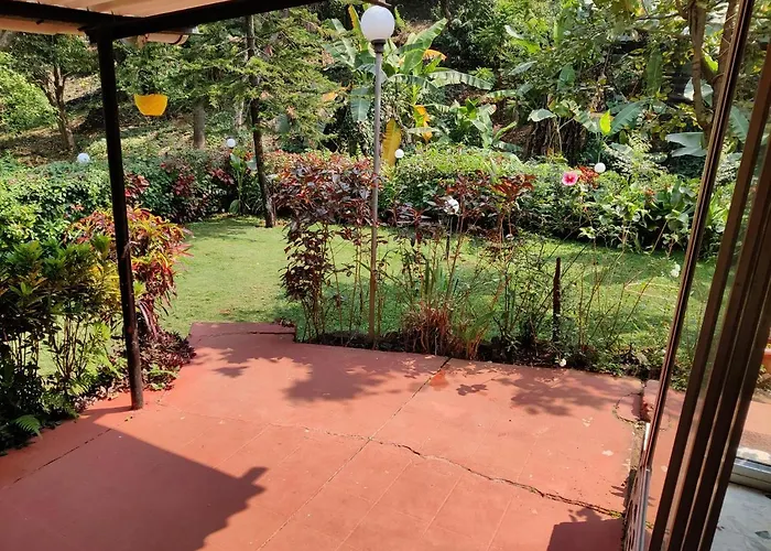 Leela'S Cottage