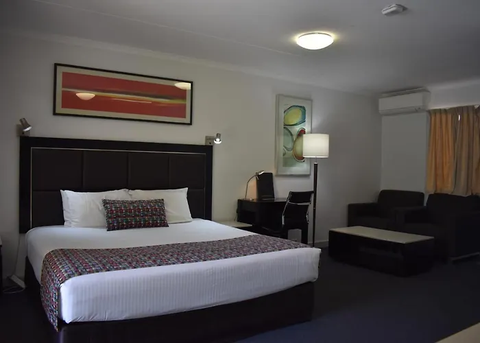 Roundhouse Motel
