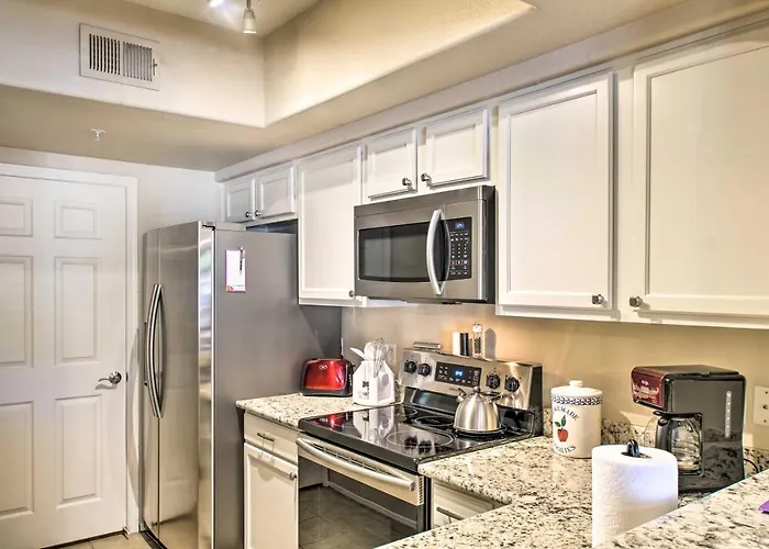 "Scottsdale Gem Near Pickleball Courts & Park!"
