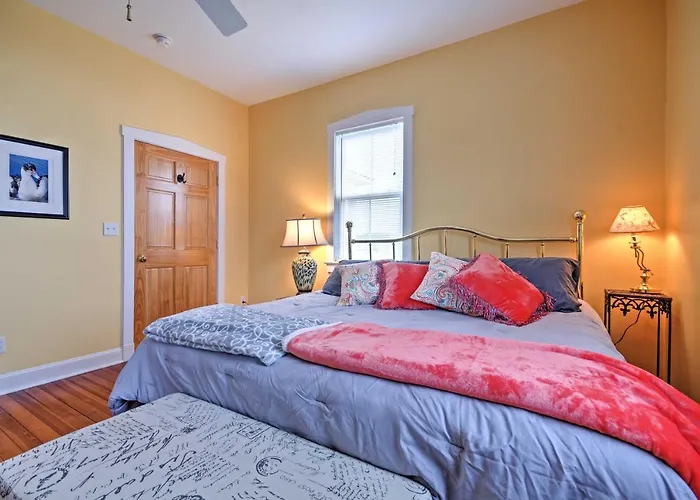 Charming Berger Apt On 42-Acre Farm W/ Pool Access