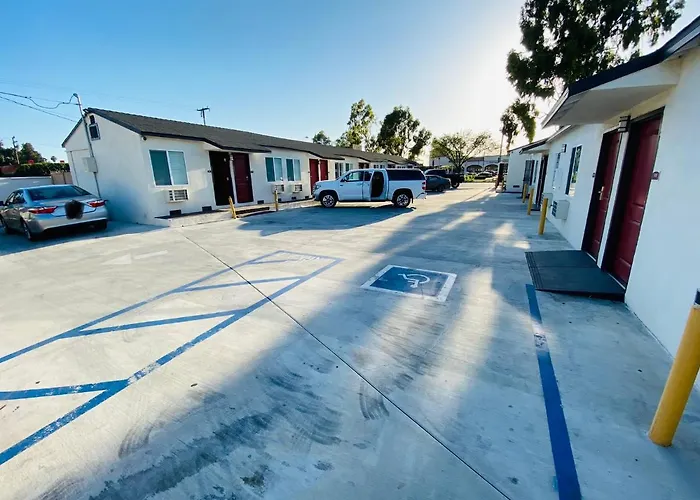 Cozy Motel