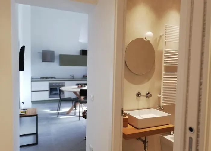 Mondello Felix - Appartamenti In Villa A 600M Dal Mare