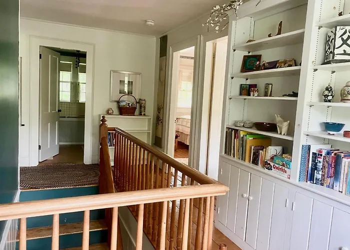Artful Lodging & Retreats