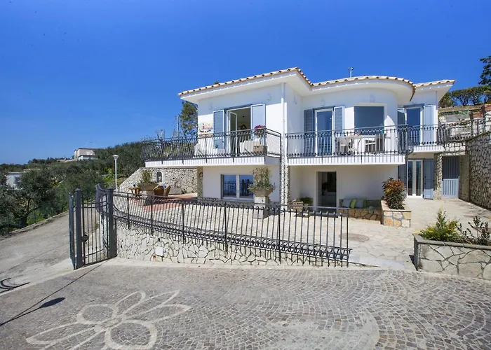 Amore Rentals - Villa Ligea
