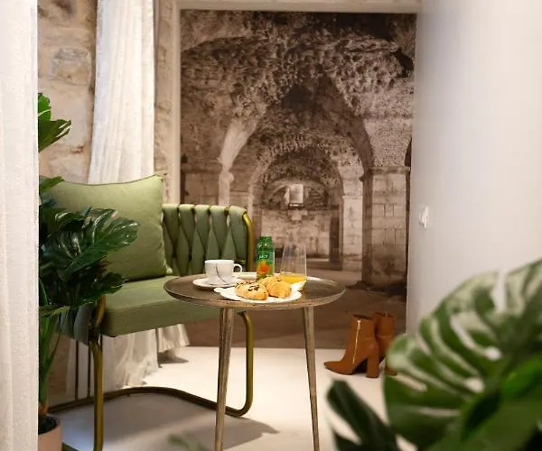 Luxury Apartments Lilly 1