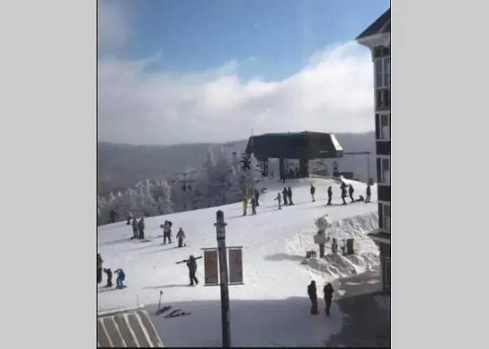 'The Treehouse' At Snowshoe - Village & Slope View