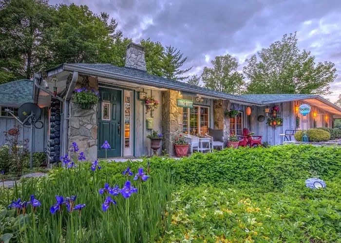 Linville Falls Lodge & Cottages
