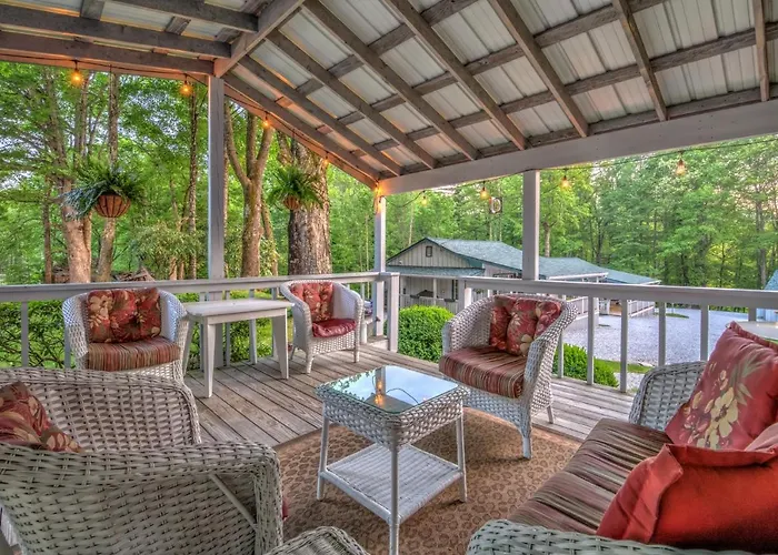 Linville Falls Lodge & Cottages