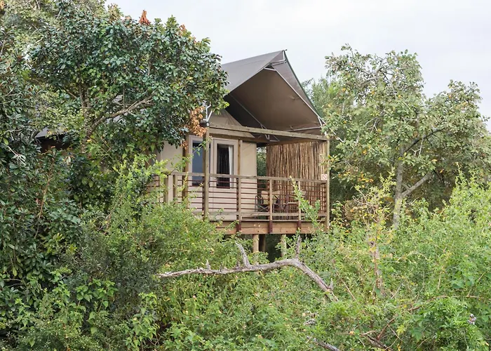 Ndhula Luxury Tented Lodge