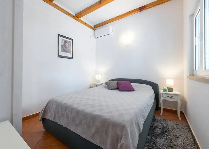 Villa Lora